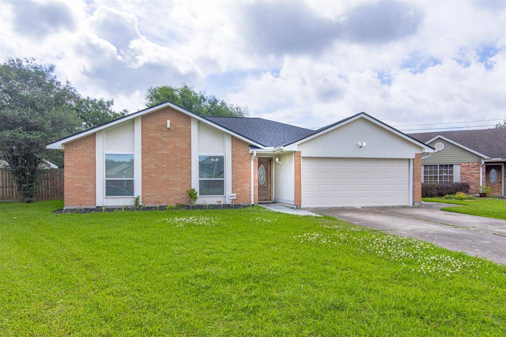 La Porte, TX 77571,3819 Teakwood DR