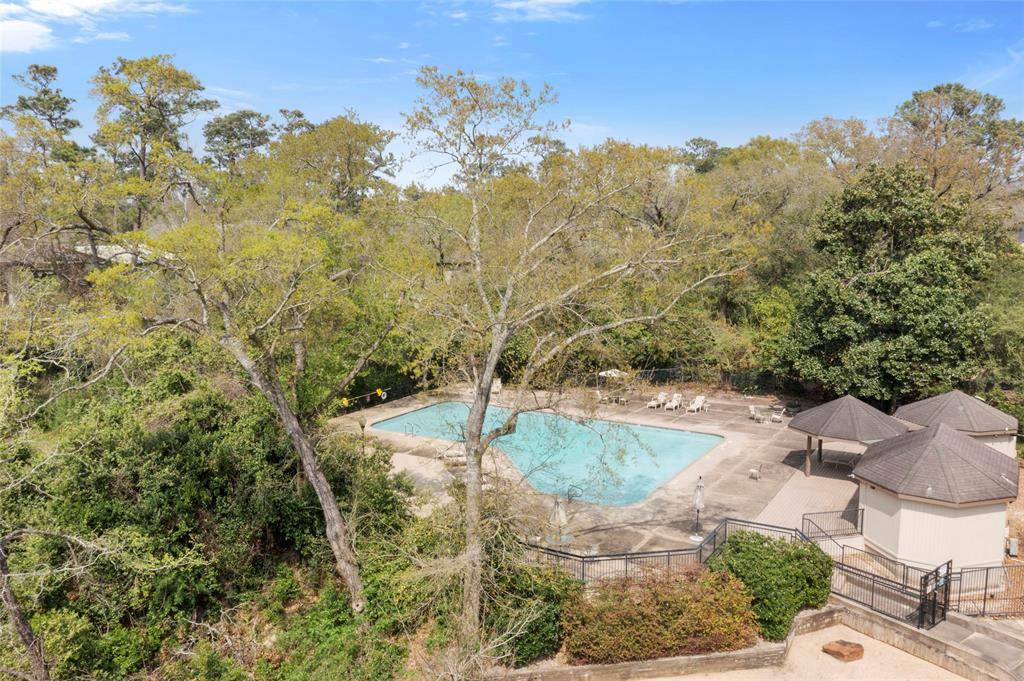 Houston, TX 77024,148 Sugarberry CIR
