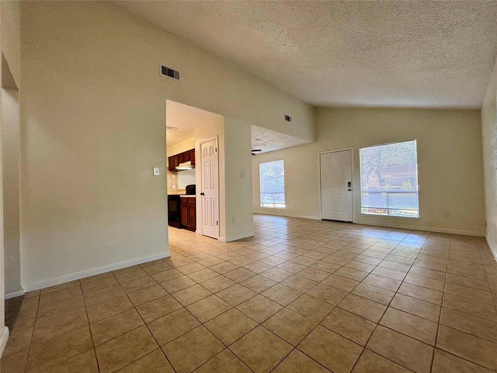 West Columbia, TX 77486,609 S Gray AVE