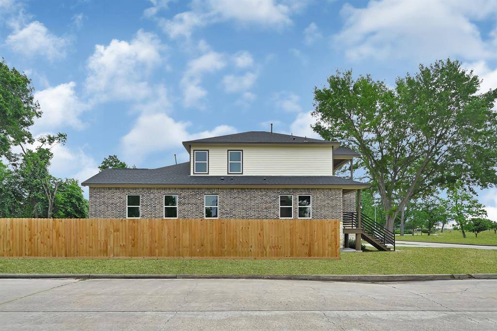 Houston, TX 77066,5134 Breckenridge DR