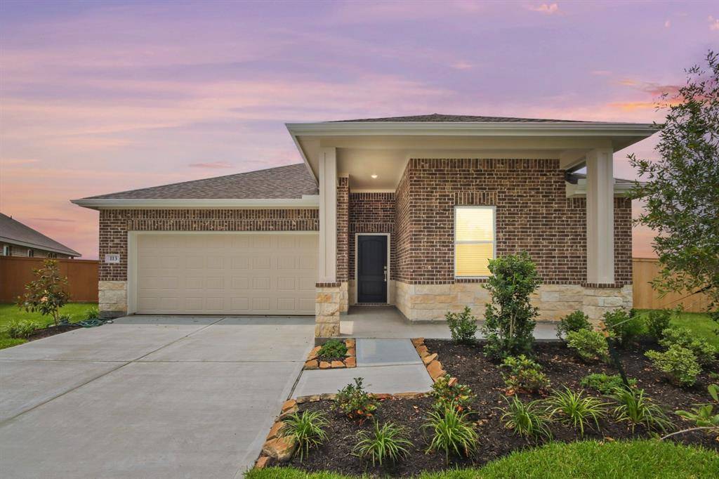 Dayton, TX 77535,113 Palmer Bayou CT