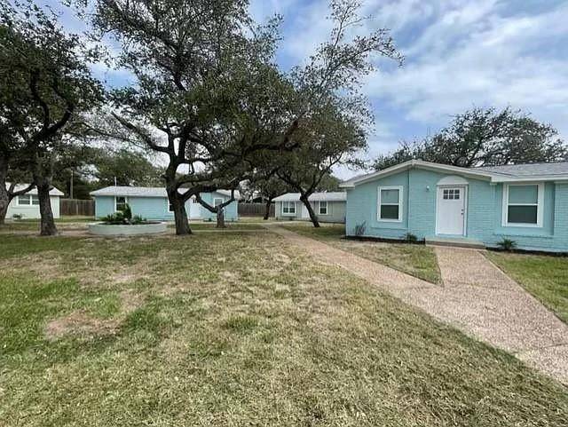 Rockport, TX 78382,1300 N Live Oak ST #8