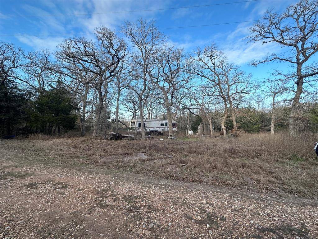 Somerville, TX 77879,104 Rainbow CIR