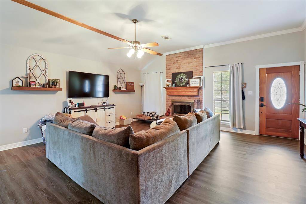 Angleton, TX 77515,629 Manor DR