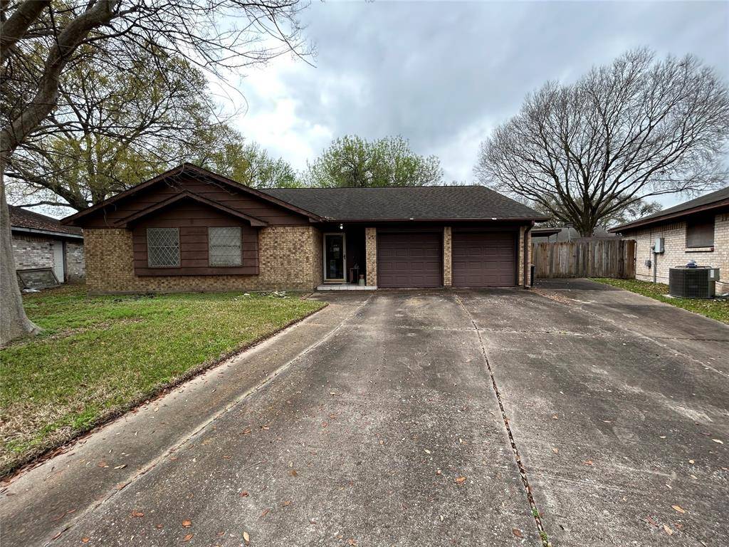 Pasadena, TX 77504,4042 Panama ST