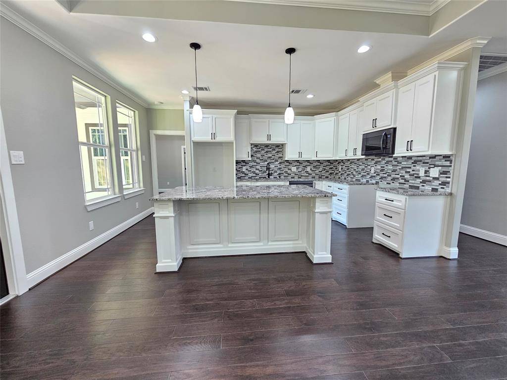Houston, TX 77045,4319 Trail Lake DR