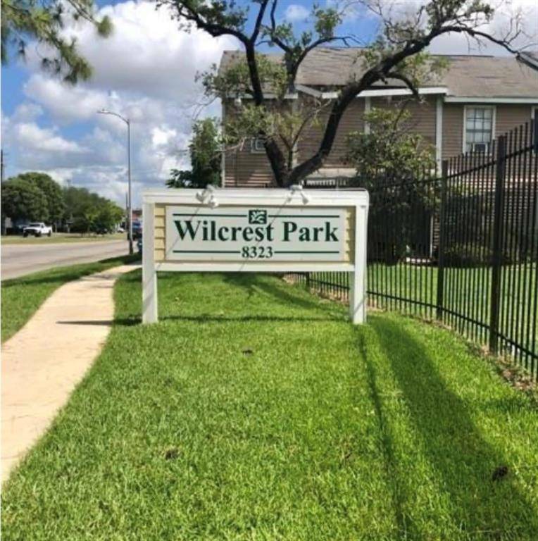 Houston, TX 77072,8405 Wilcrest DR #2010