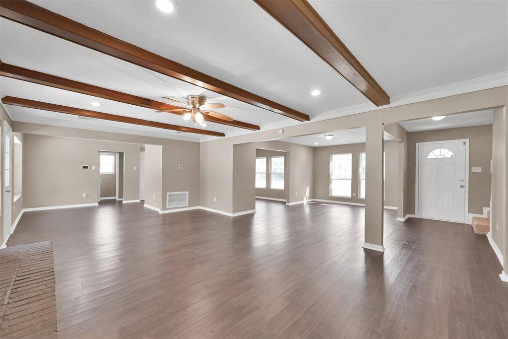 Conroe, TX 77302,696 Ravensworth DR