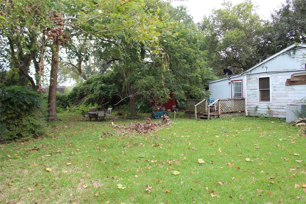 Clute, TX 77531,501 James ST