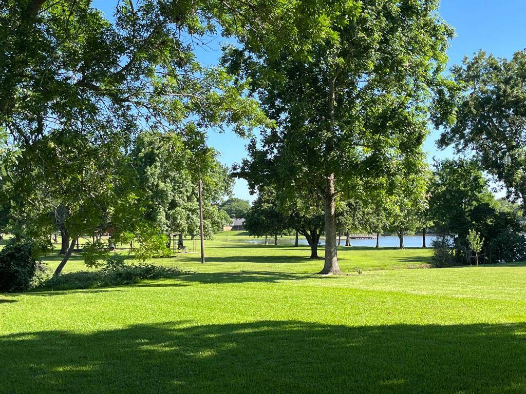 Lake Jackson, TX 77566,103 Bougainvillea ST