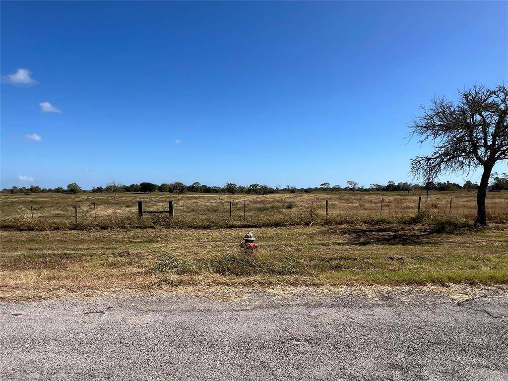 Hitchcock, TX 77563,000 Redfish DR