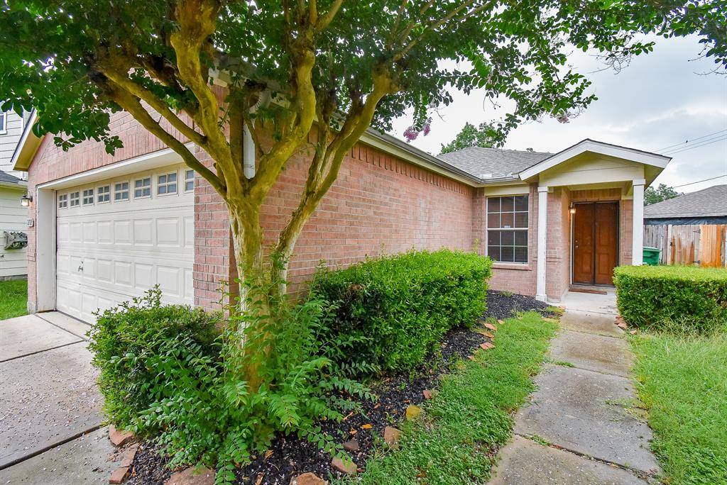 Houston, TX 77047,2727 Skyview Forest DR