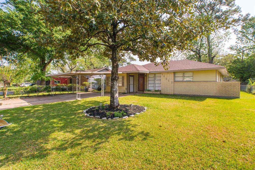 Houston, TX 77016,10322 Lera St