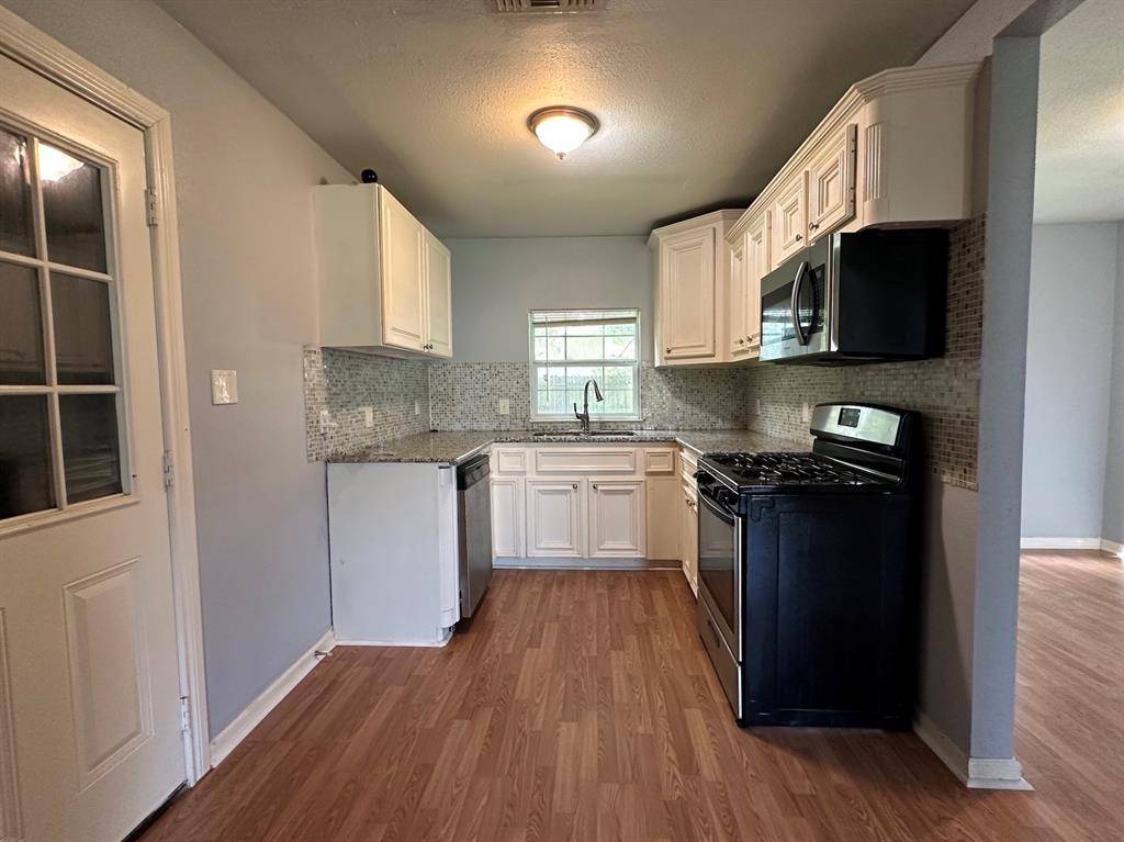 Texas City, TX 77590,1826 Wayside DR