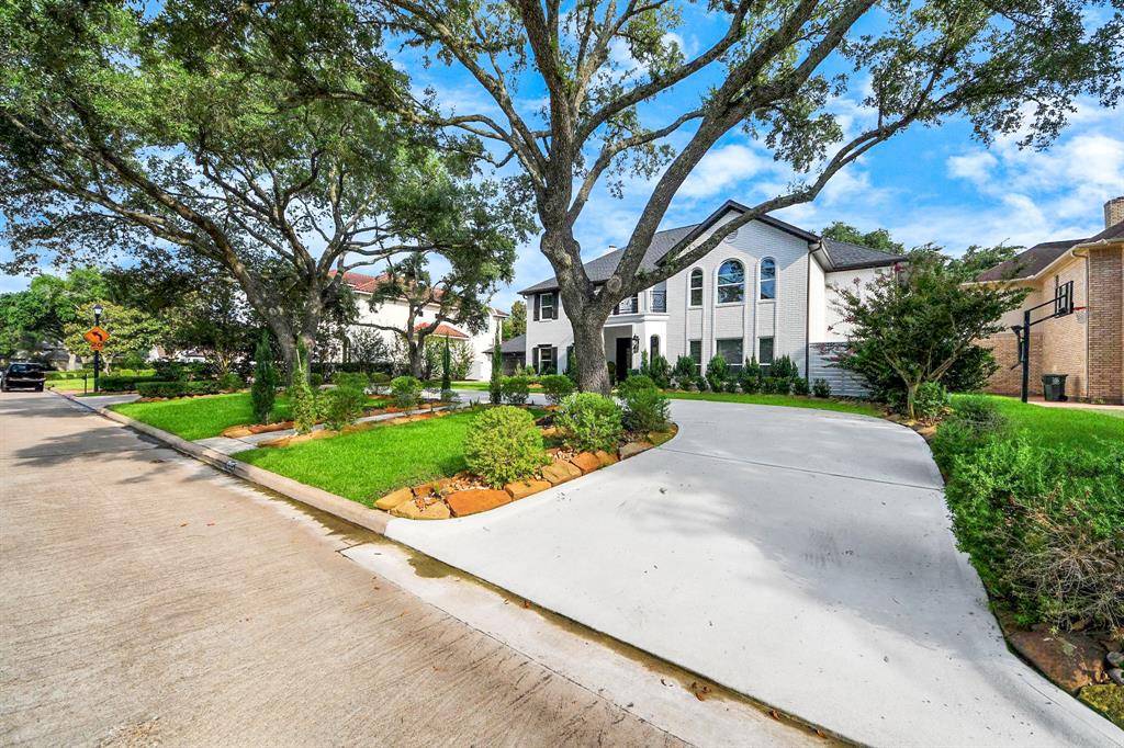 Sugar Land, TX 77478,1255 Sugar Creek BLVD