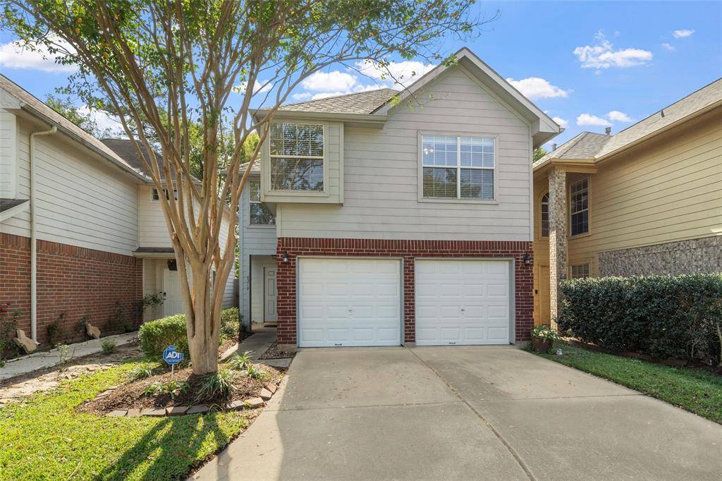 Houston, TX 77040,8219 Country Wind CT