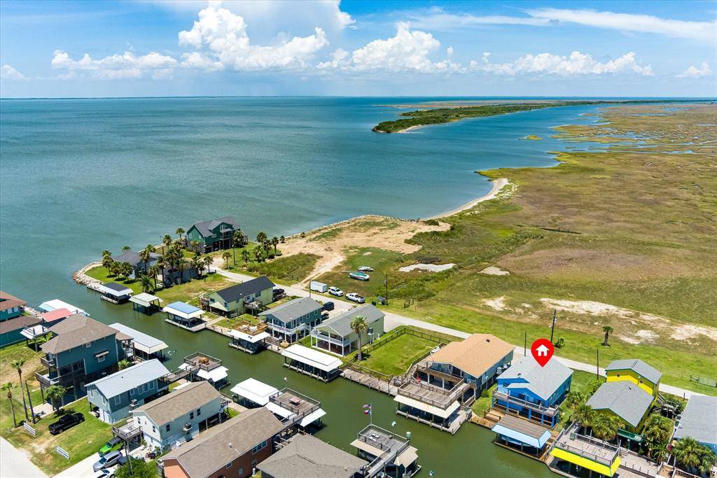 Crystal Beach, TX 77650,1327 Bay ST