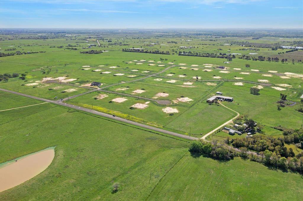 Cat Spring, TX 78933,LOT 52 - 1.1219 acres Cove Bend DR