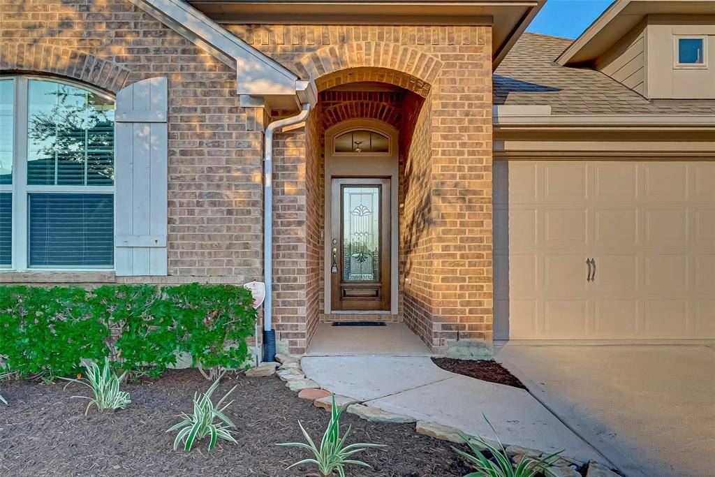 Iowa Colony, TX 77583,9611 Spring CT