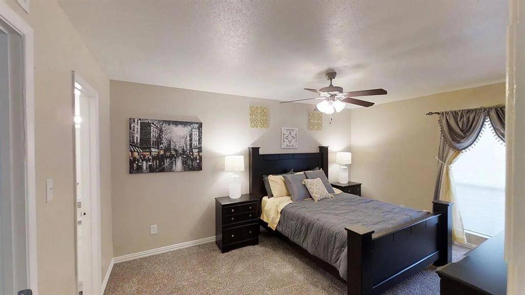 Humble, TX 77338,515 S Bender AVE #212