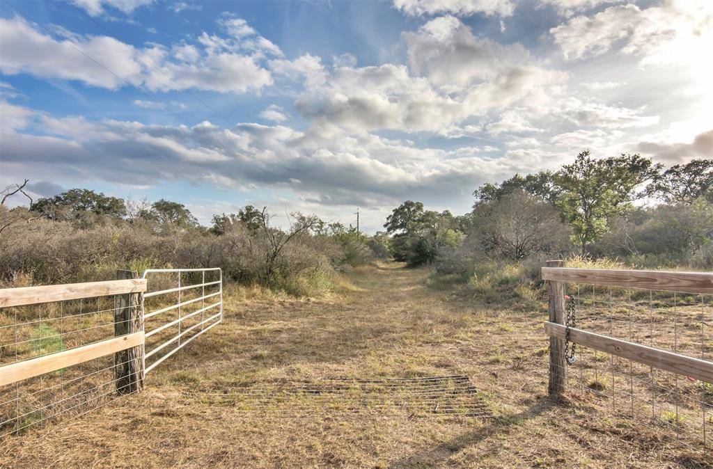 Yorktown, TX 78164,001 Meischen RD