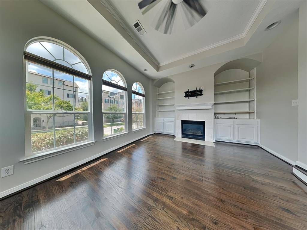 Houston, TX 77006,2215 Commonwealth ST