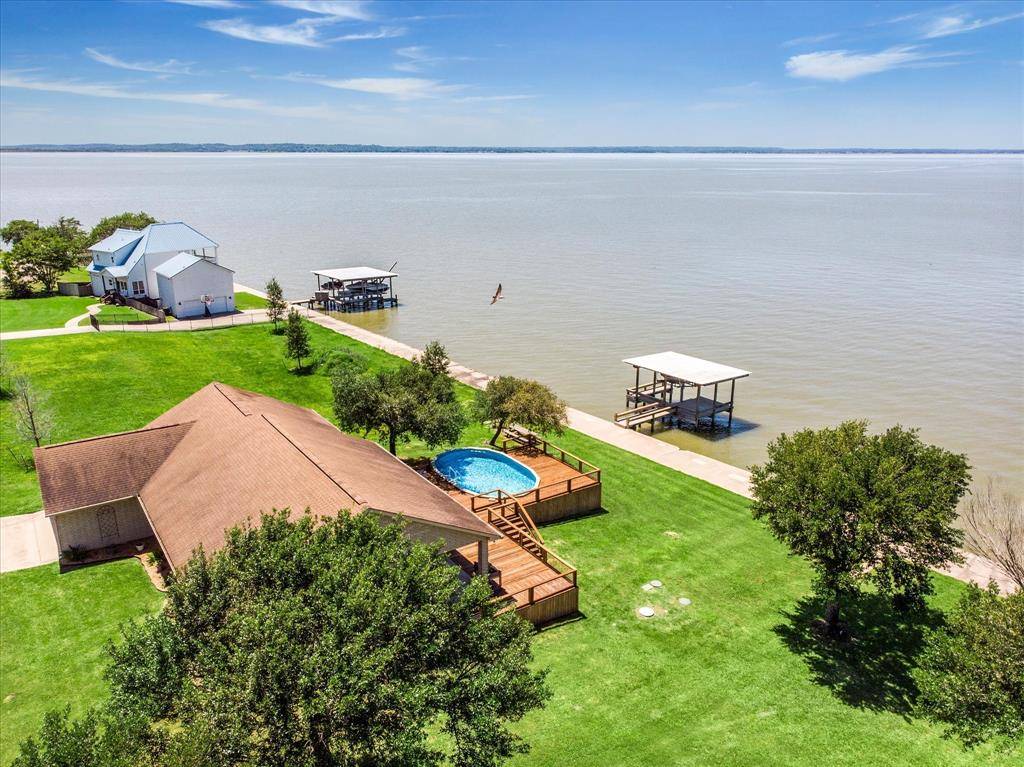 Livingston, TX 77351,486 W Lake Shore DR