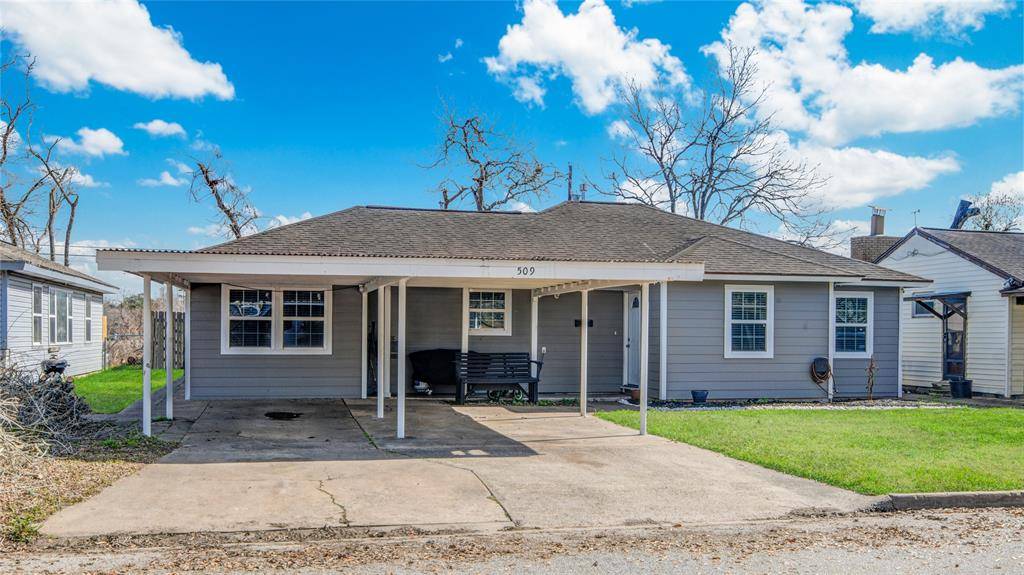 Angleton, TX 77515,509 Evans ST