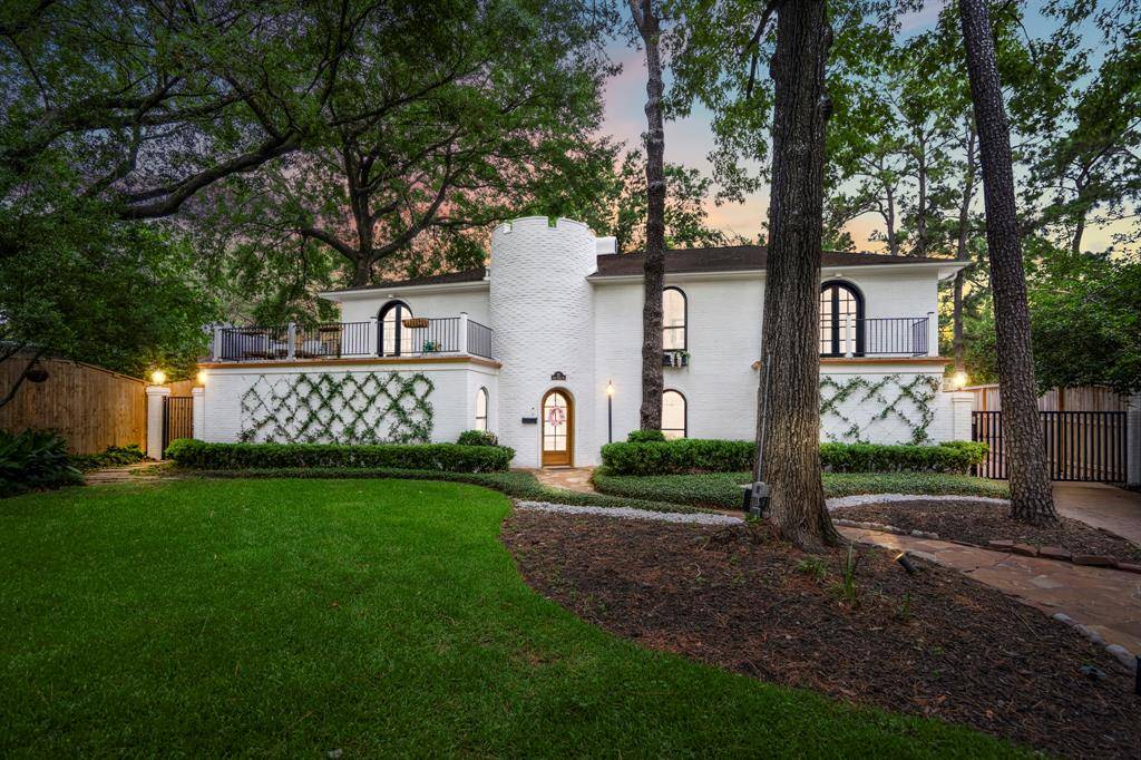 Houston, TX 77042,11 Twin Circle DR