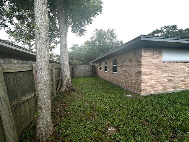 Houston, TX 77074,9013 Lugary DR