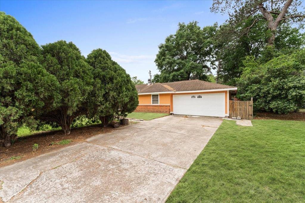 Houston, TX 77080,10033 Lazy Oaks ST