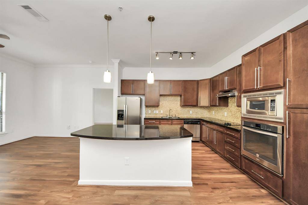 Houston, TX 77057,6363 San Felipe ST #125
