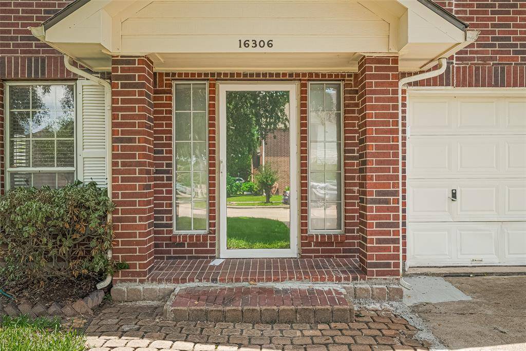 Sugar Land, TX 77498,16306 Ash Point LN