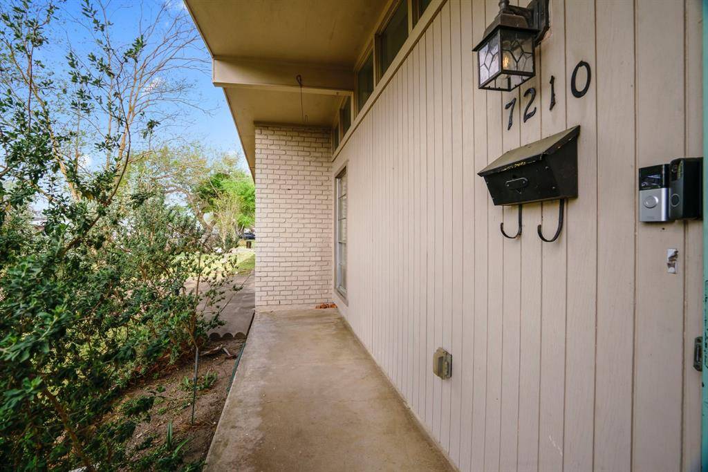 Houston, TX 77074,7210 Mobud DR