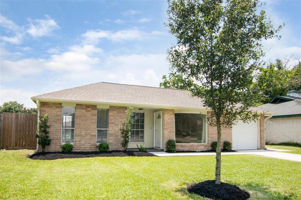 Friendswood, TX 77546,112 Brigadoon LN