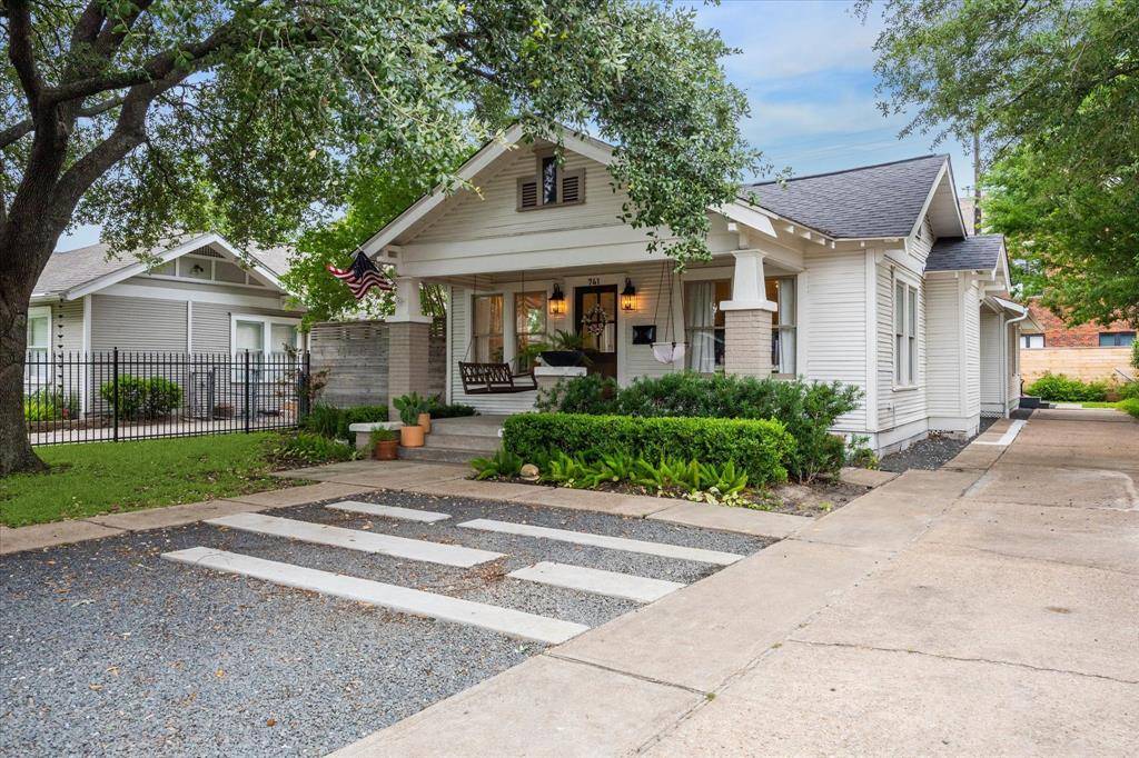 Houston, TX 77008,741 E 13th 1/2 ST