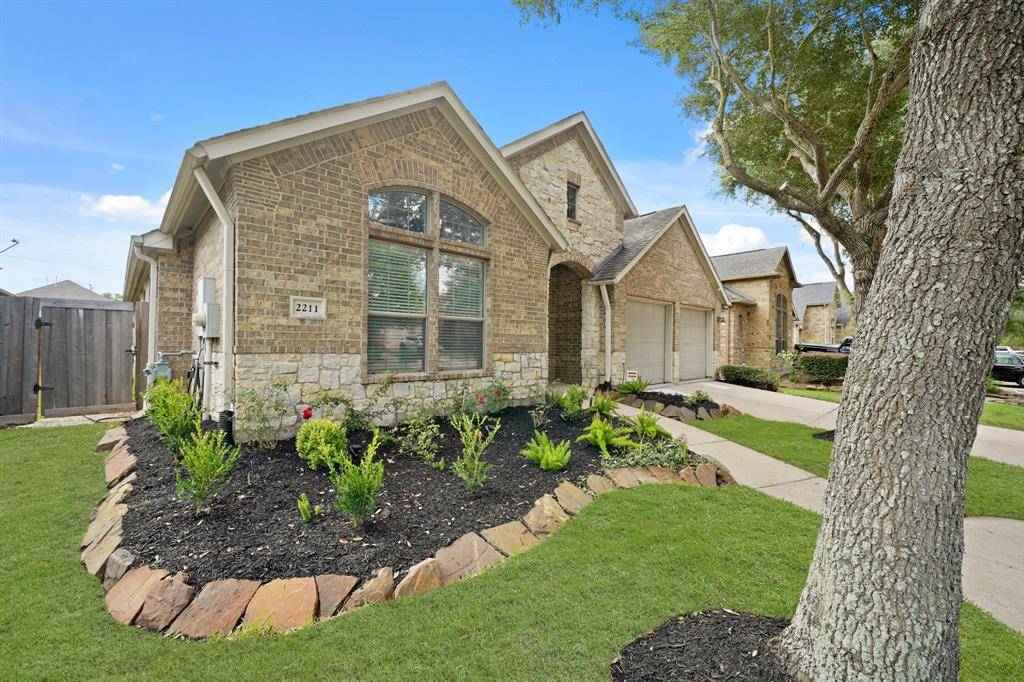 Sugar Land, TX 77479,2211 Ascot LN