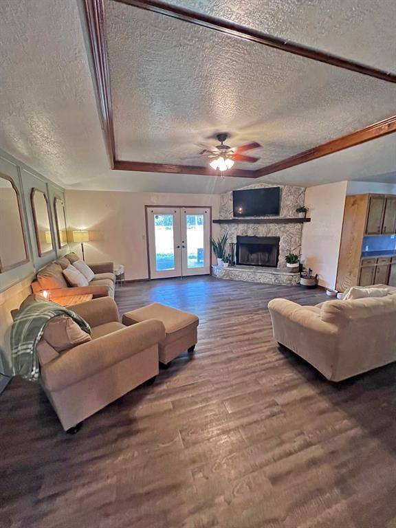 Winnie, TX 77665,326 W Leblanc ST