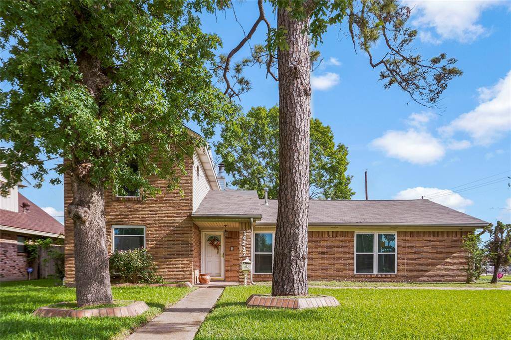 Houston, TX 77015,14227 Woodforest BLVD