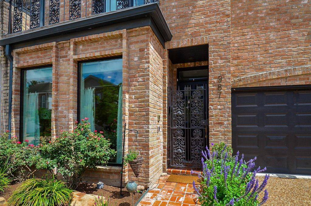 Houston, TX 77056,987 S Post Oak LN