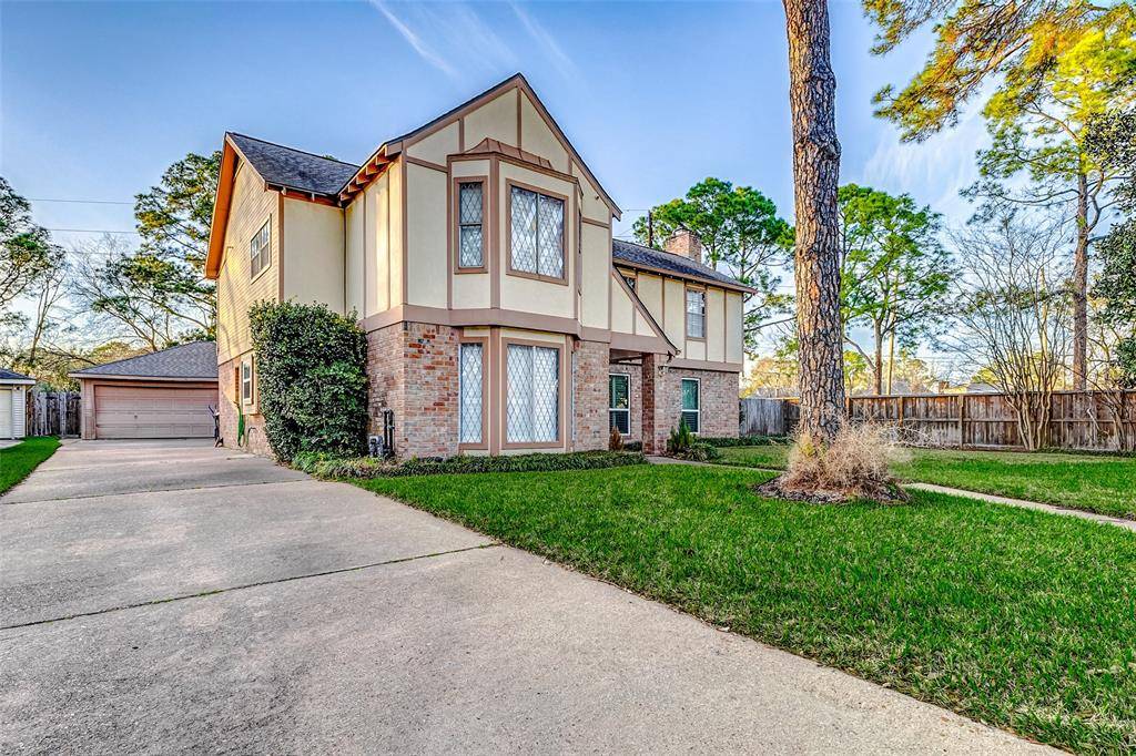 Houston, TX 77095,7715 Oakwood Lakes DR