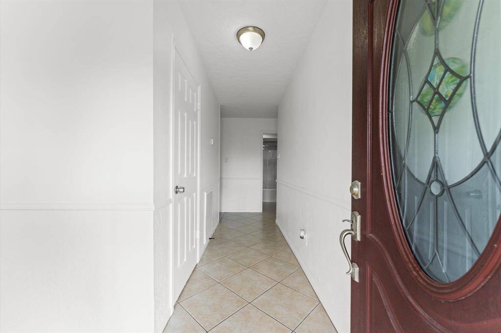 La Porte, TX 77571,1711 Park DR