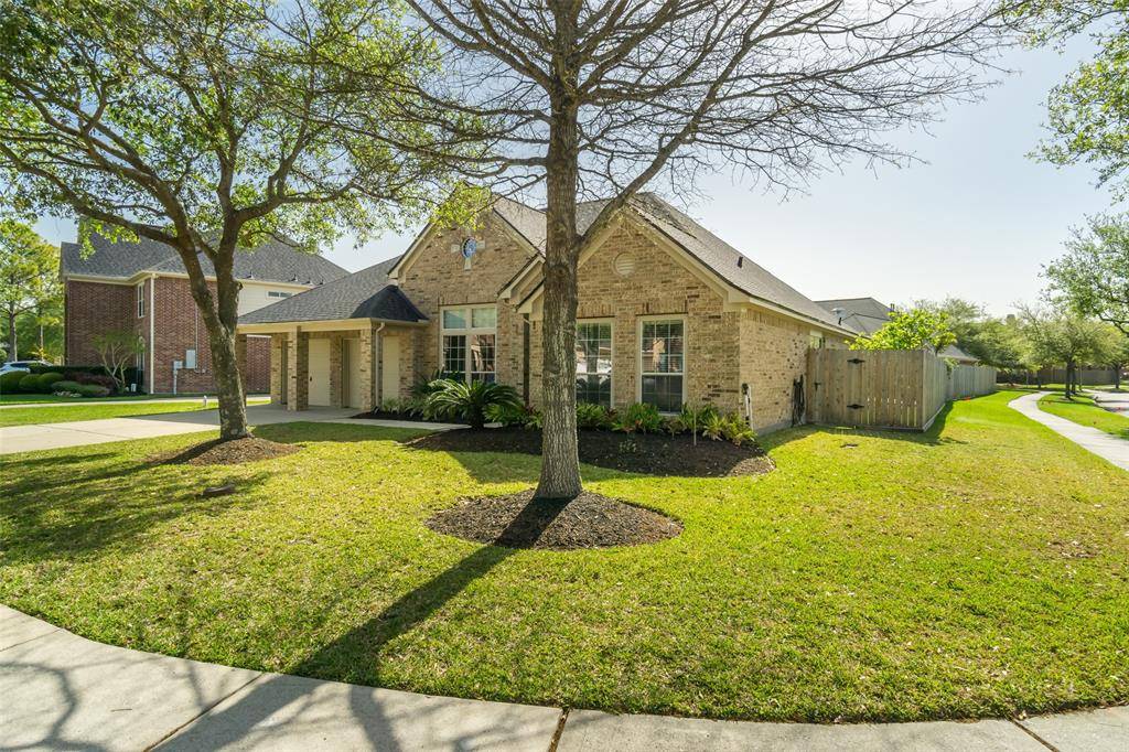 League City, TX 77573,1044 Cayman Bend LN