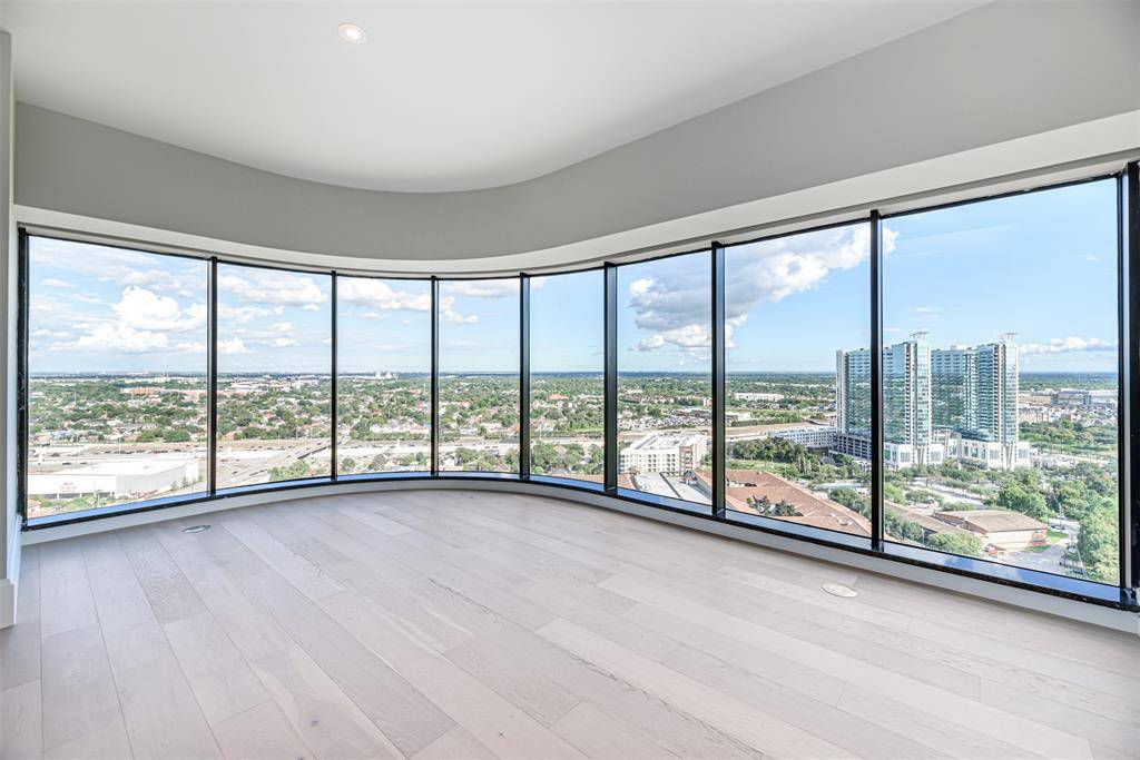 Houston, TX 77004,1701 Hermann DR #26AB