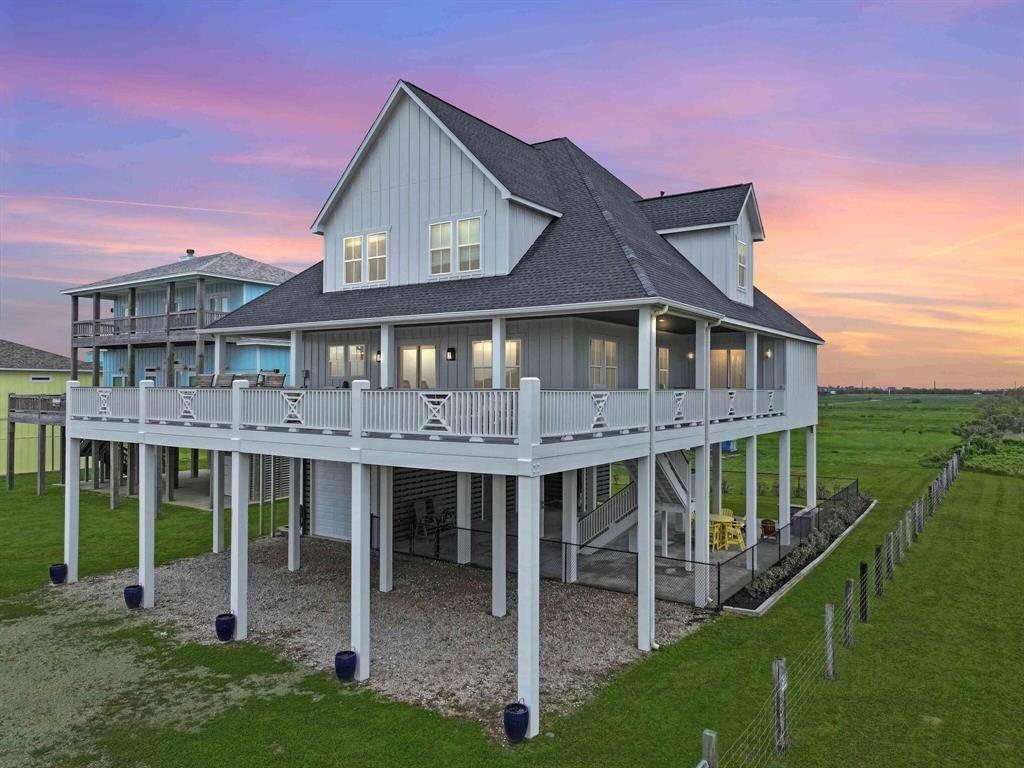 Crystal Beach, TX 77650,189 Ocean Shores DR