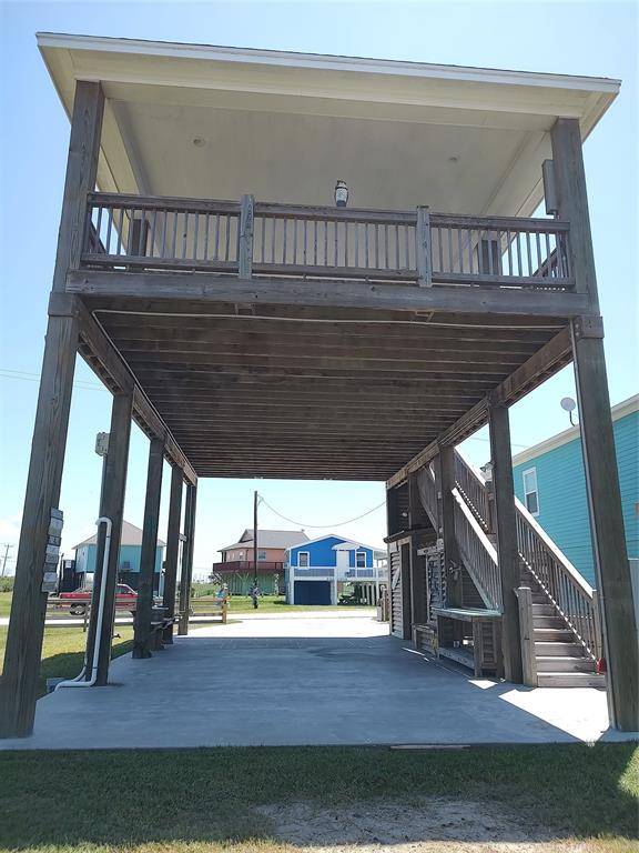 Crystal Beach, TX 77650,979 S Cove ST