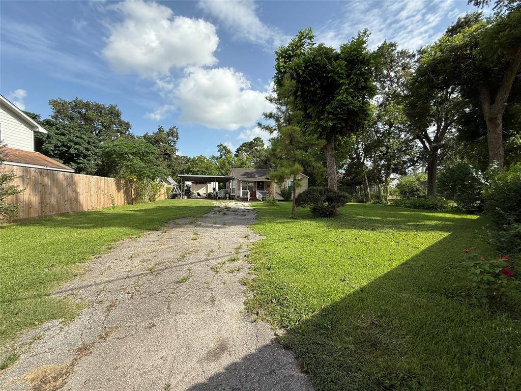 Houston, TX 77013,4302 Banner DR