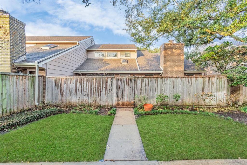 Houston, TX 77082,13861 Hollowgreen DR