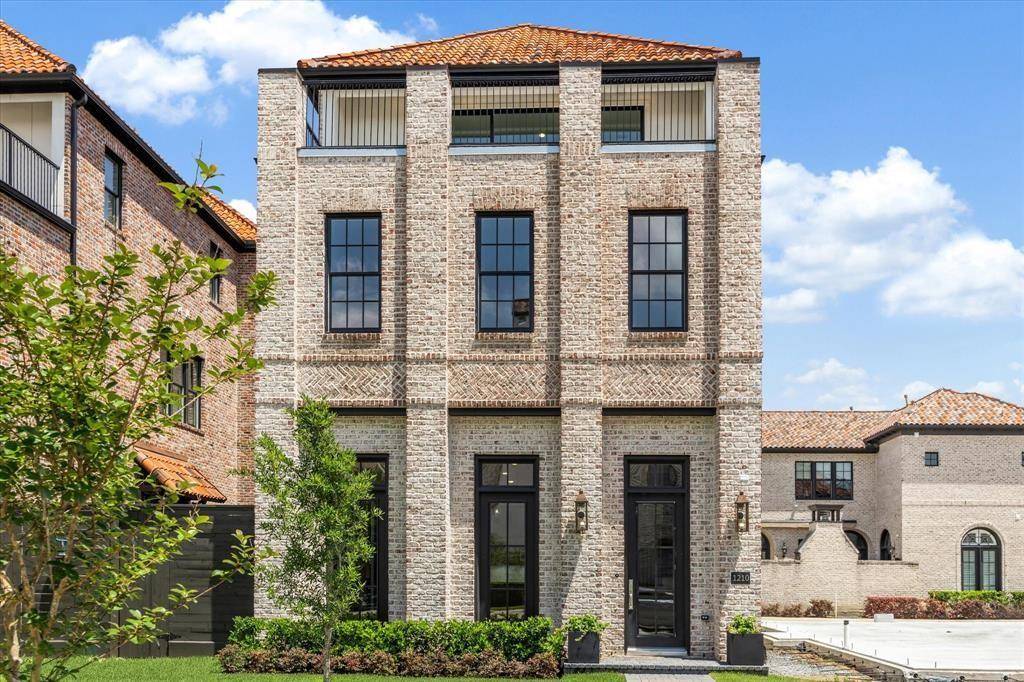 Houston, TX 77055,1210 Castellina LN