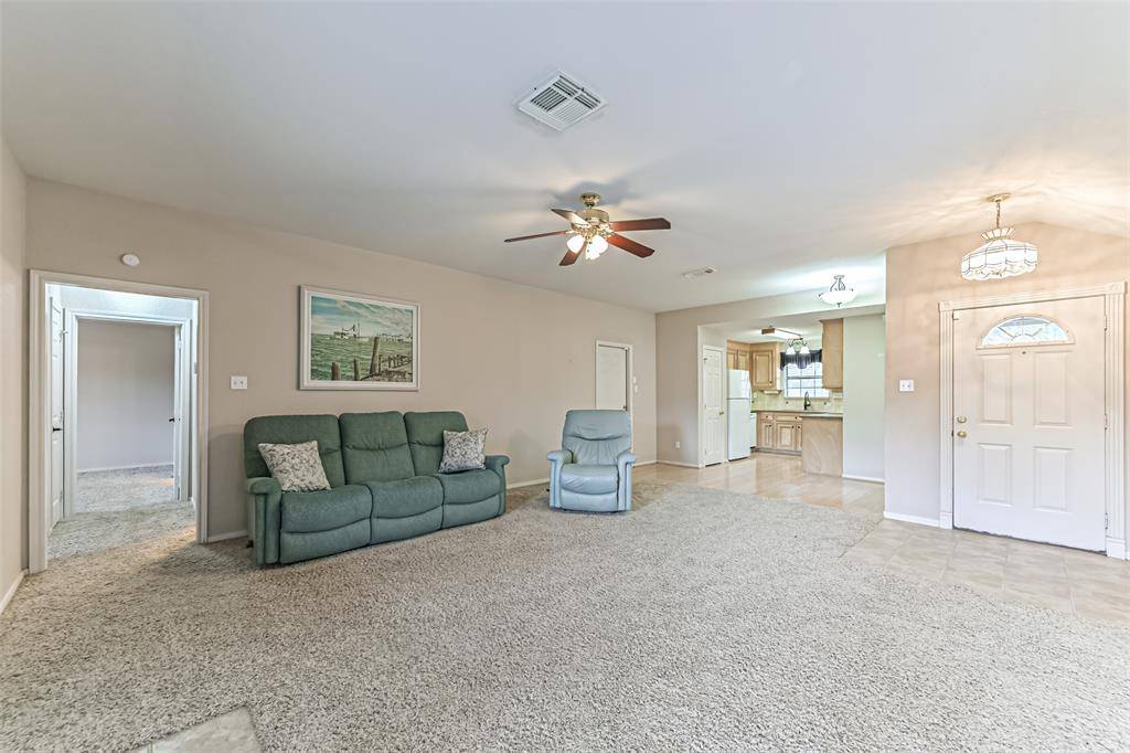 Friendswood, TX 77546,404 Live Oak LN